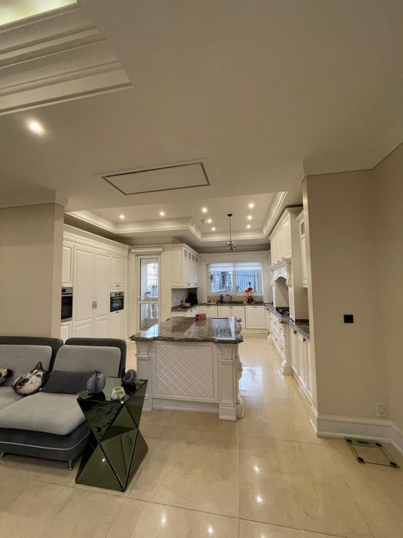 آپارتمان 250 متری سه خوابه در زعفرانیه تهران13271015788