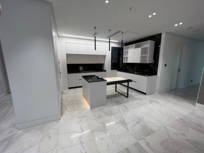 آپارتمان 145 متری سه خوابه در ونک تهران