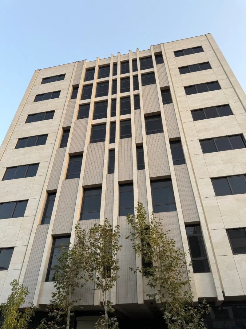 اداری 4000 متری در جردن تهران13274915847