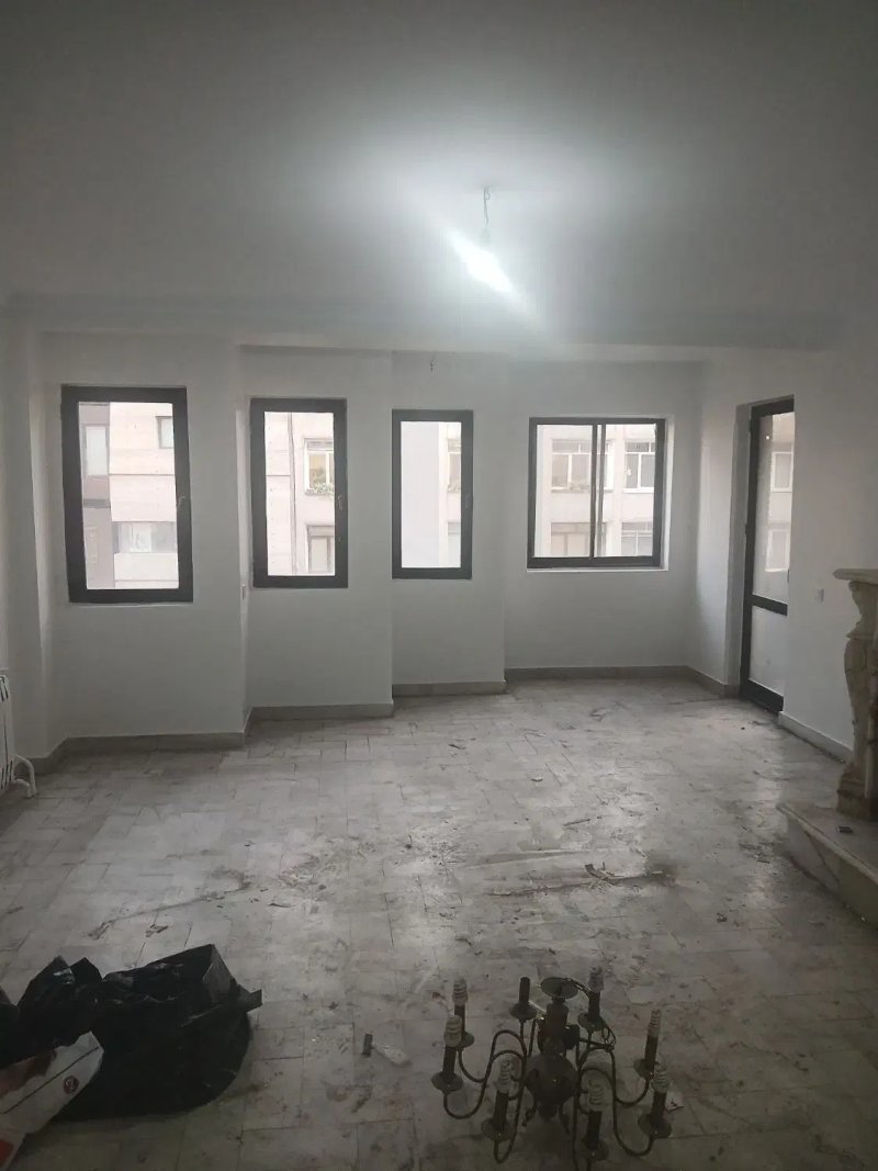 خانه 124 متری سه خوابه در جردن تهران13276215856