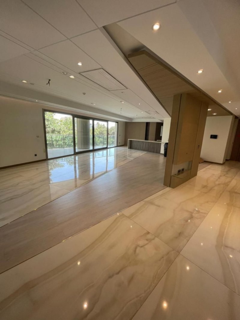 آپارتمان 260 متری سه خوابه در محمودی تهران13271515810