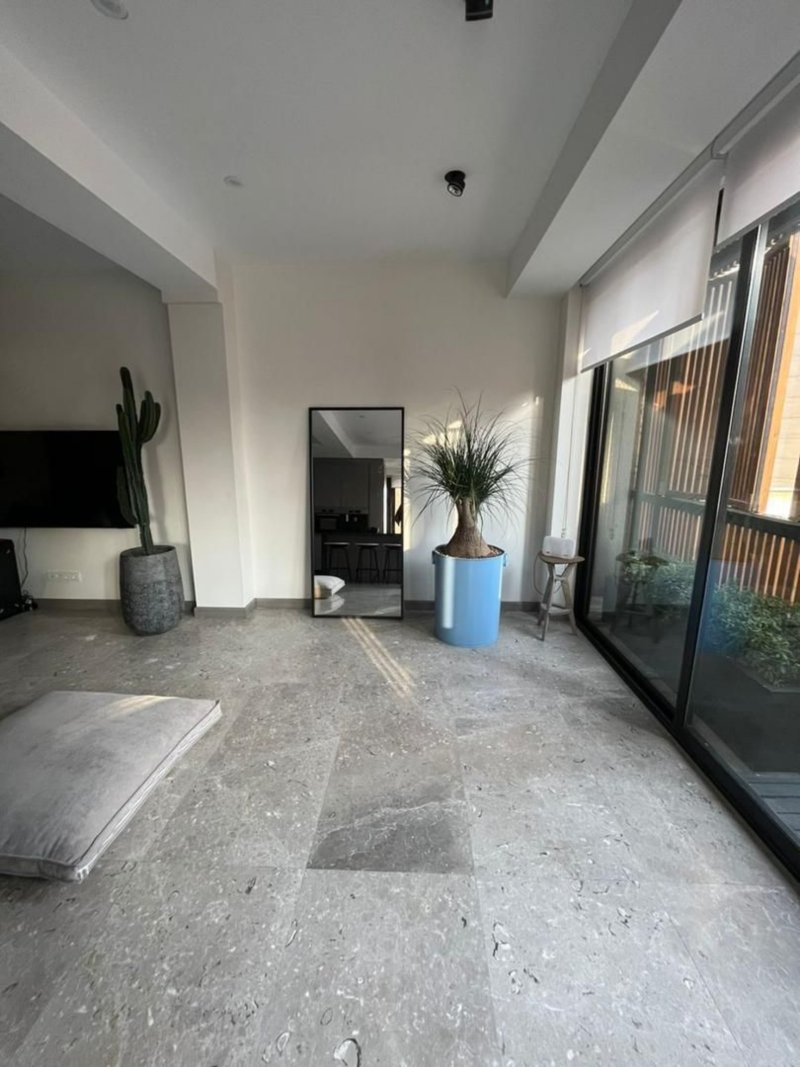 آپارتمان 145 متری سه خوابه در ونک تهران13269715745