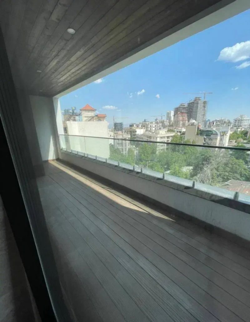 آپارتمان 230 متری سه خوابه در فرشته تهران13271415806