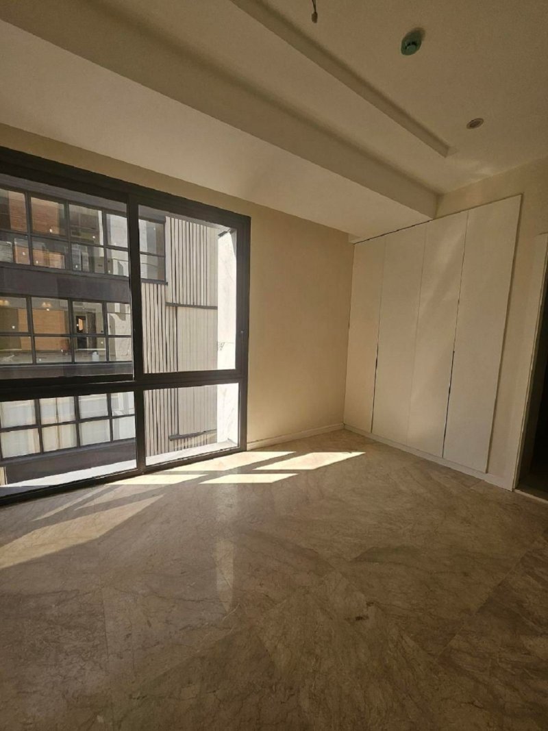 اداری 800 متری چهارخوابه در جردن تهران13277215870