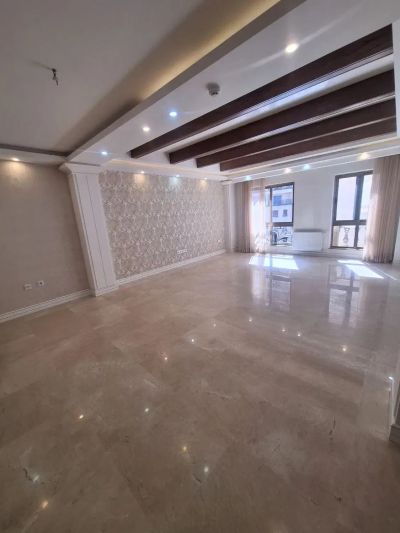 آپارتمان 130 متری سه خوابه در ولنجک تهران