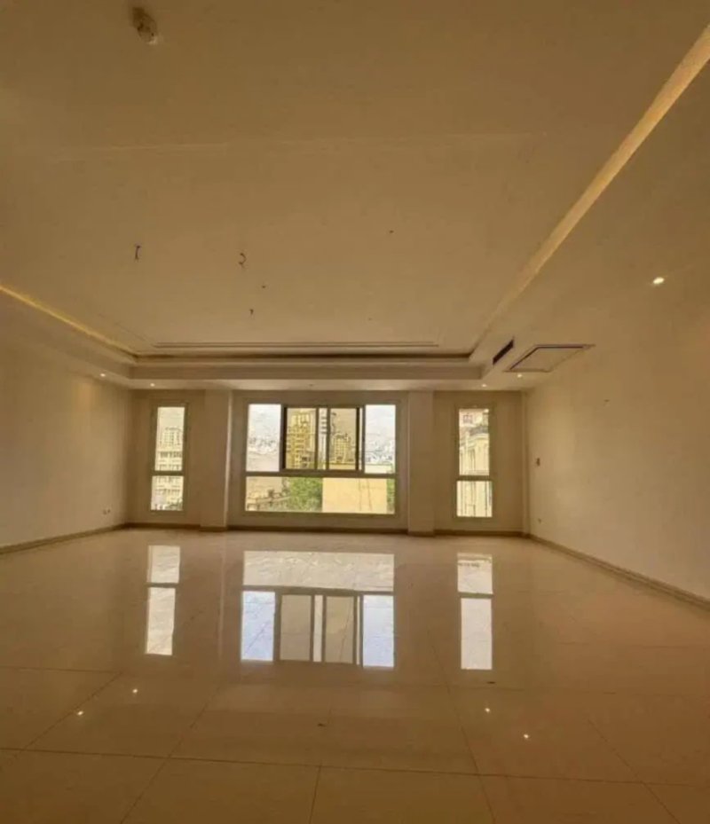 آپارتمان 190 متری سه خوابه در ولنجک تهران13287716054