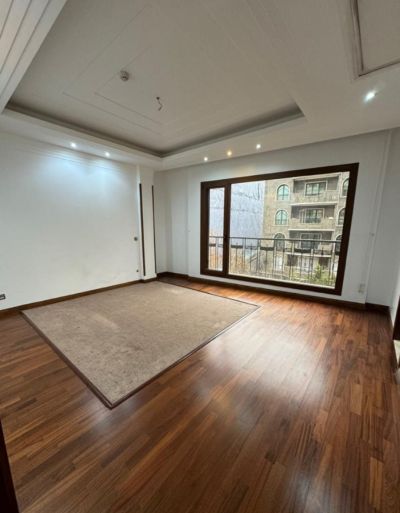 آپارتمان 200 متری سه خوابه در زعفرانیه تهران