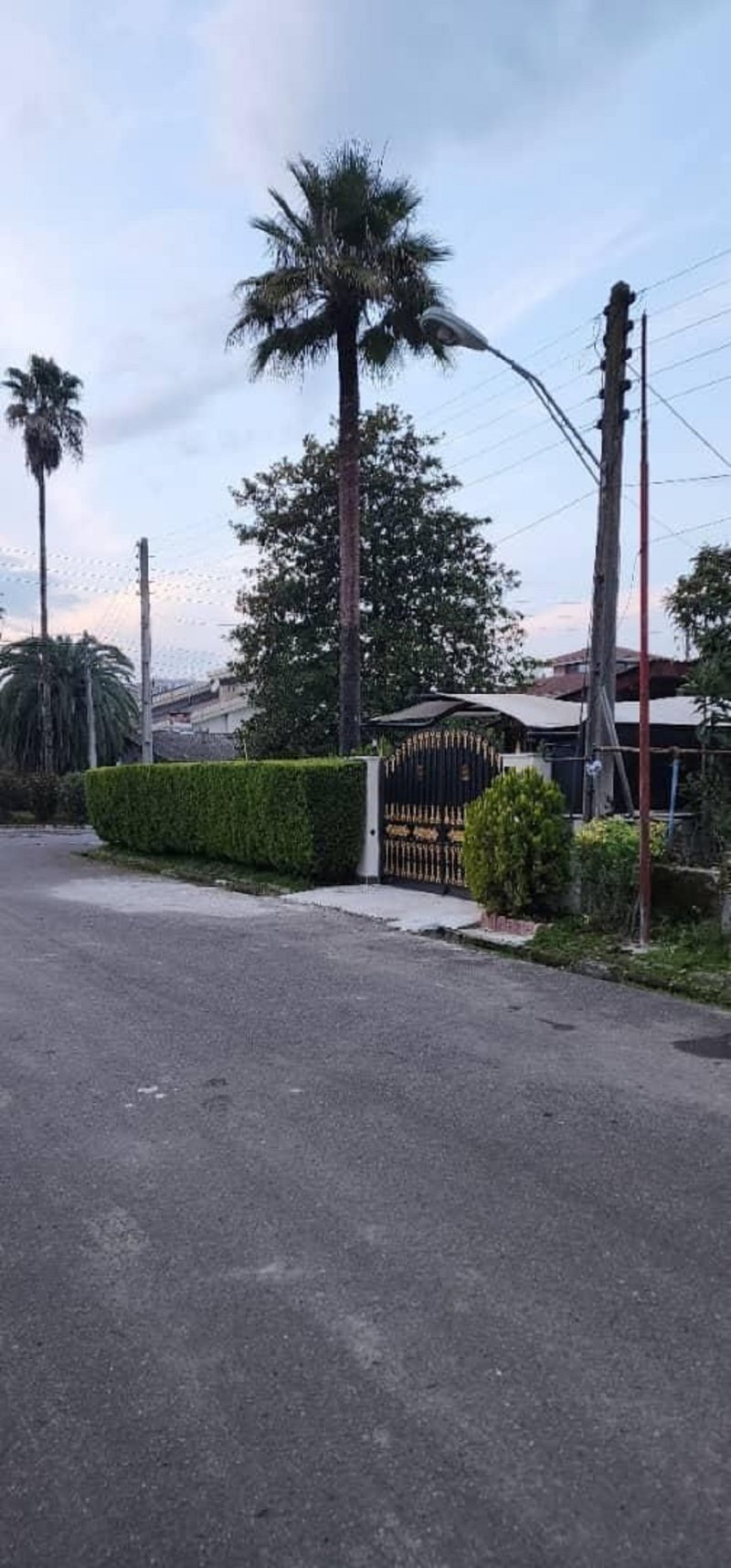 ویلا 250 متری سه خوابه در شهرک لاکوده سلمانشهر ( متل قو )13298516267