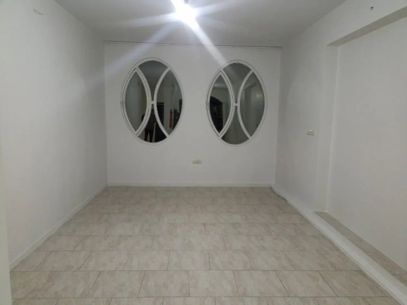 آپارتمان 80 متری یک خوابه در افسریه تهران13302716385