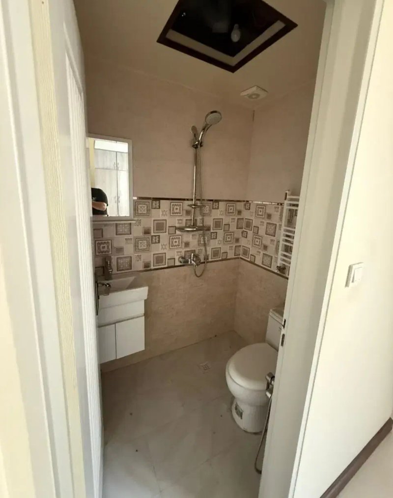 آپارتمان 130 متری دو خوابه در امامت تهران13313616647