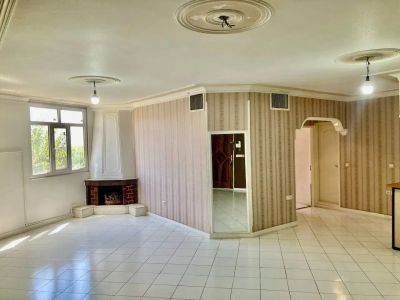 آپارتمان 102 متری دو خوابه در آشتیانی تهران