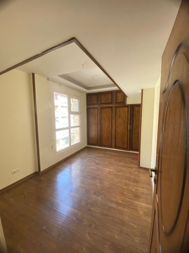 آپارتمان 85 متری دو خوابه در هروی تهران13321116690