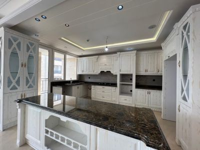 آپارتمان 170 متری سه خوابه در هروی تهران