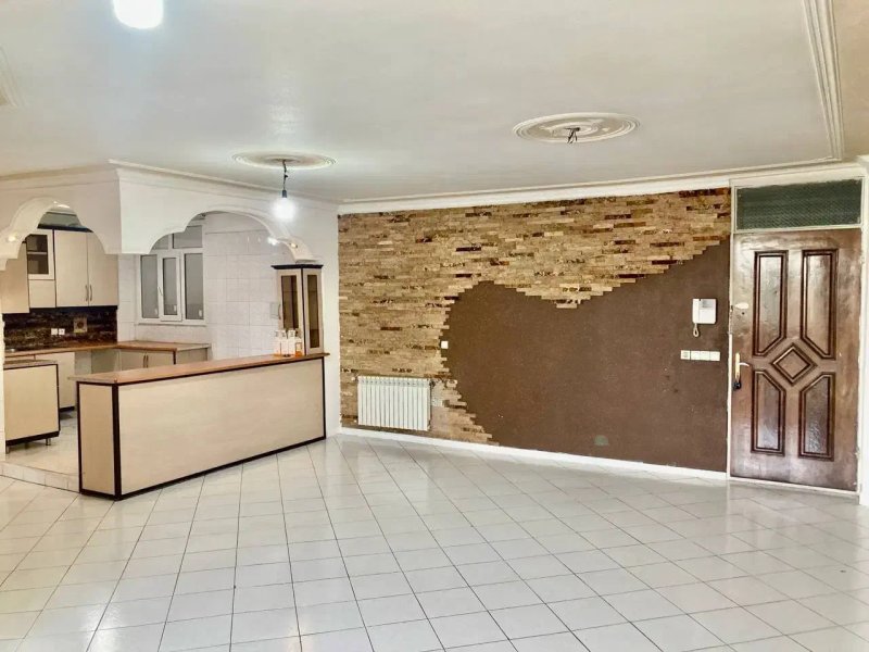 آپارتمان 102 متری دو خوابه در آشتیانی تهران13321916724