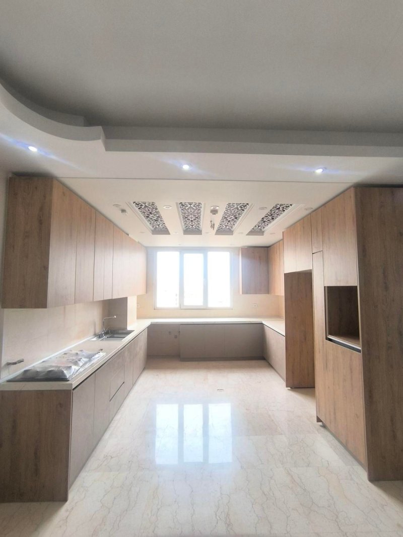 آپارتمان 139 متری سه خوابه در تهران نو تهران13322816759