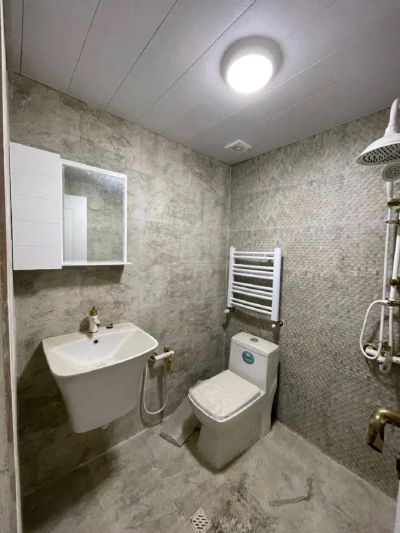 آپارتمان 163 متری سه خوابه در نخست وزیری بابلسر