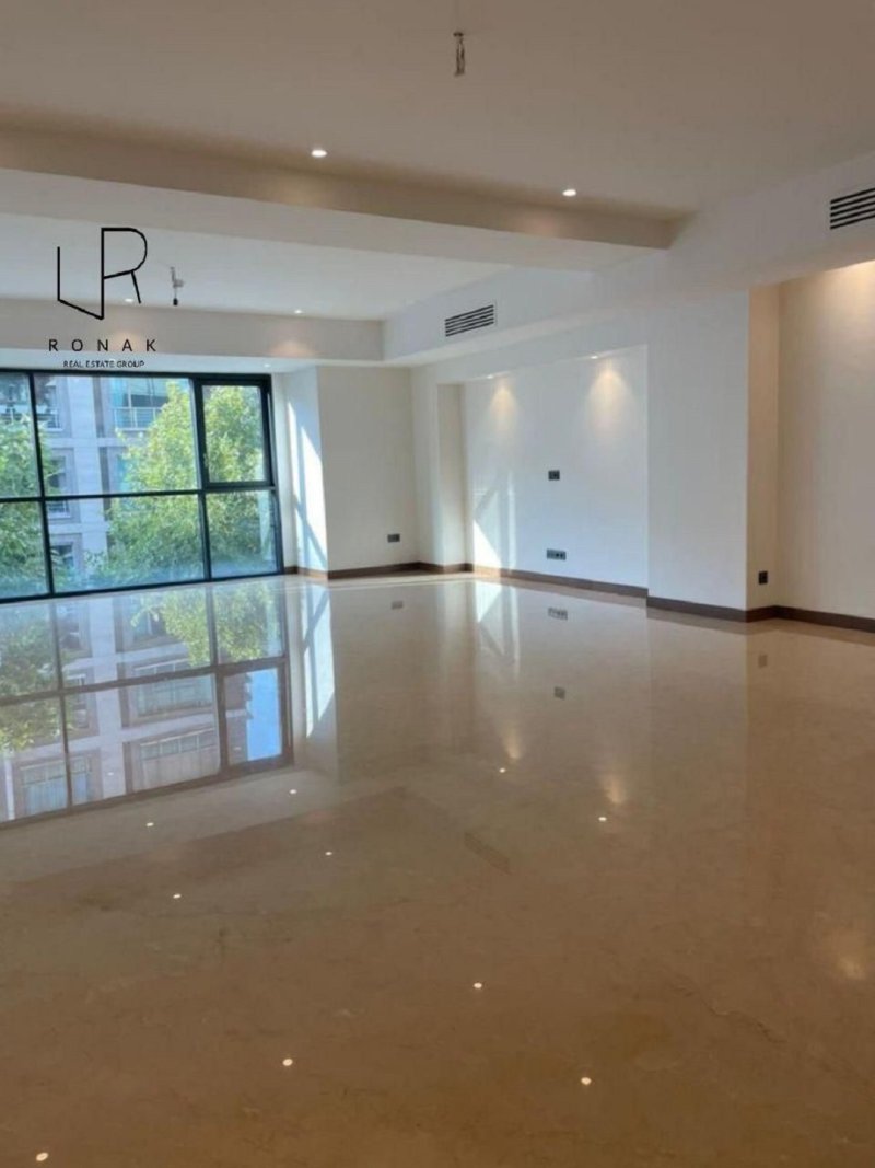 آپارتمان 250 متری سه خوابه در سعادت آباد تهران13328116957