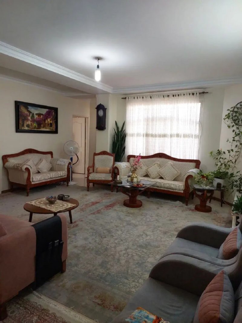 آپارتمان 101 متری سه خوابه در ستارخان تهران13325816895