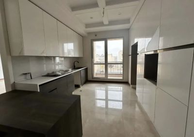 آپارتمان 145 متری سه خوابه در سعادت آباد تهران