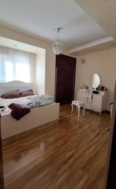 آپارتمان 185 متری سه خوابه در سعادت آباد تهران