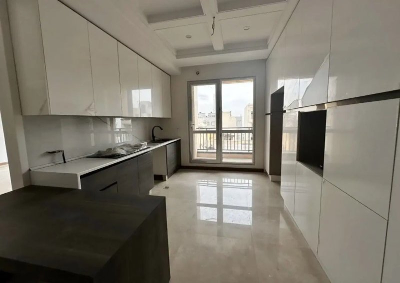 آپارتمان 144 متری سه خوابه در سعادت آباد تهران13337417182