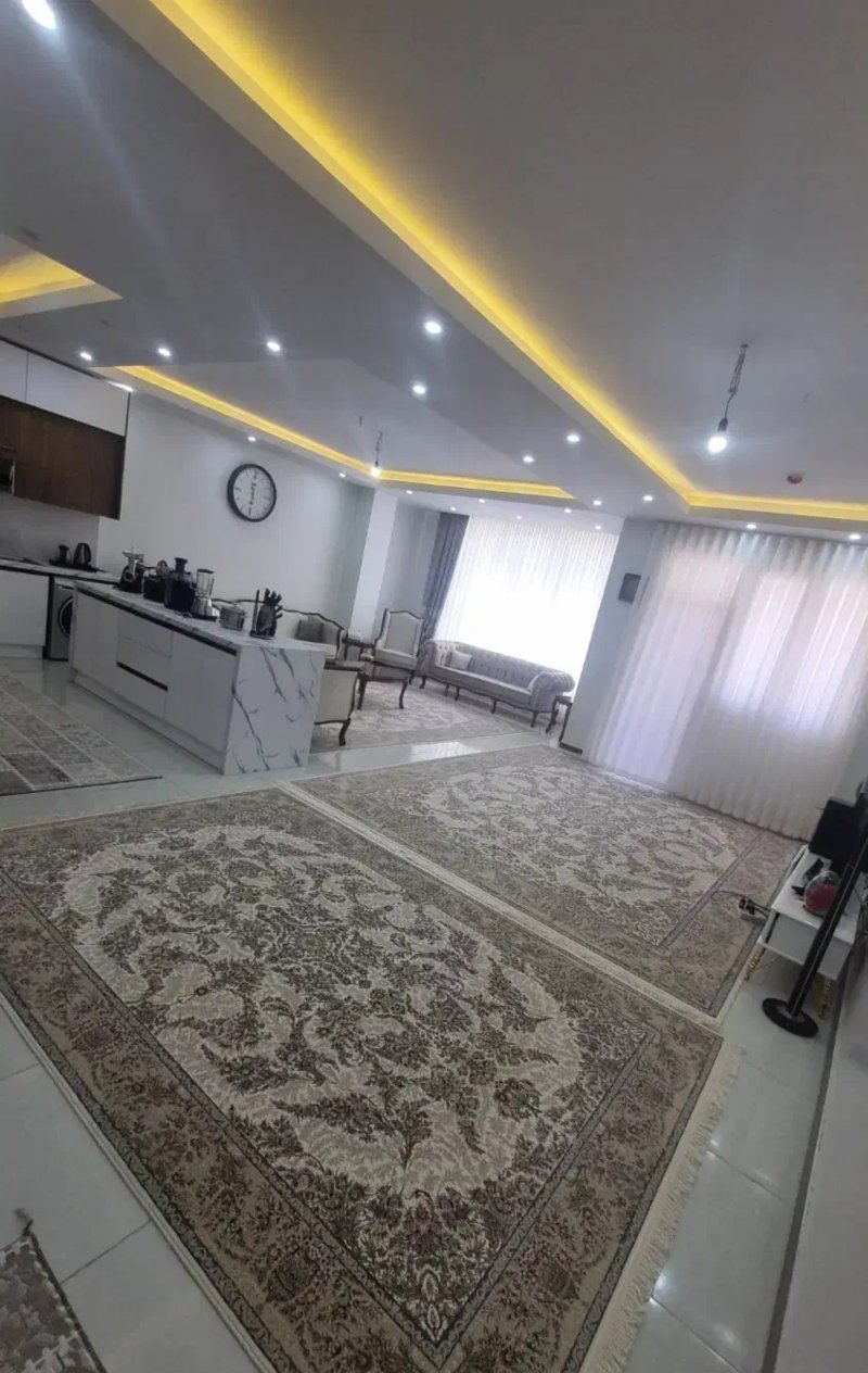 آپارتمان 130 متری سه خوابه در شهرک وحدت فردیس13335117144