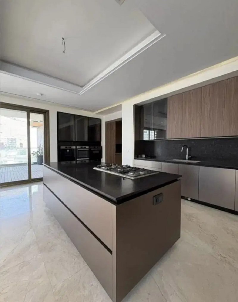 آپارتمان 210 متری سه خوابه در سعادت آباد تهران13334917137