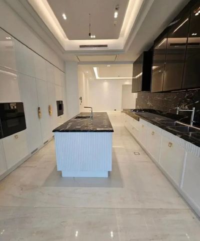 آپارتمان 210 متری سه خوابه در سعادت آباد تهران