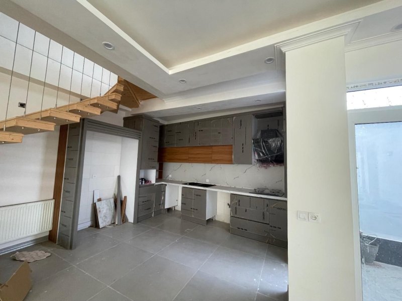 ویلا 200 متری سه خوابه در اُجاکسر بابلسر13331217023