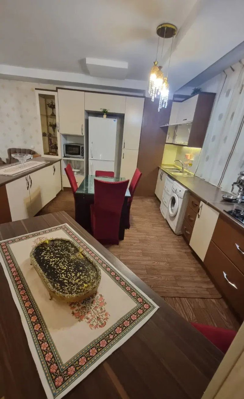 آپارتمان 148 متری سه خوابه در شهرک وحدت فردیس13334417125