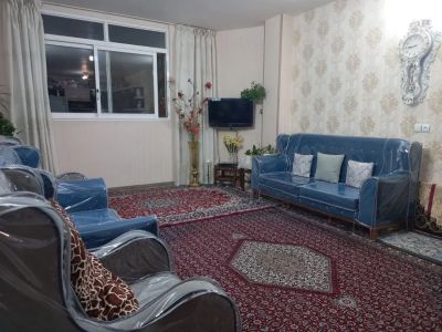 آپارتمان 82 متری دو خوابه در فاز ۱ بهارستان