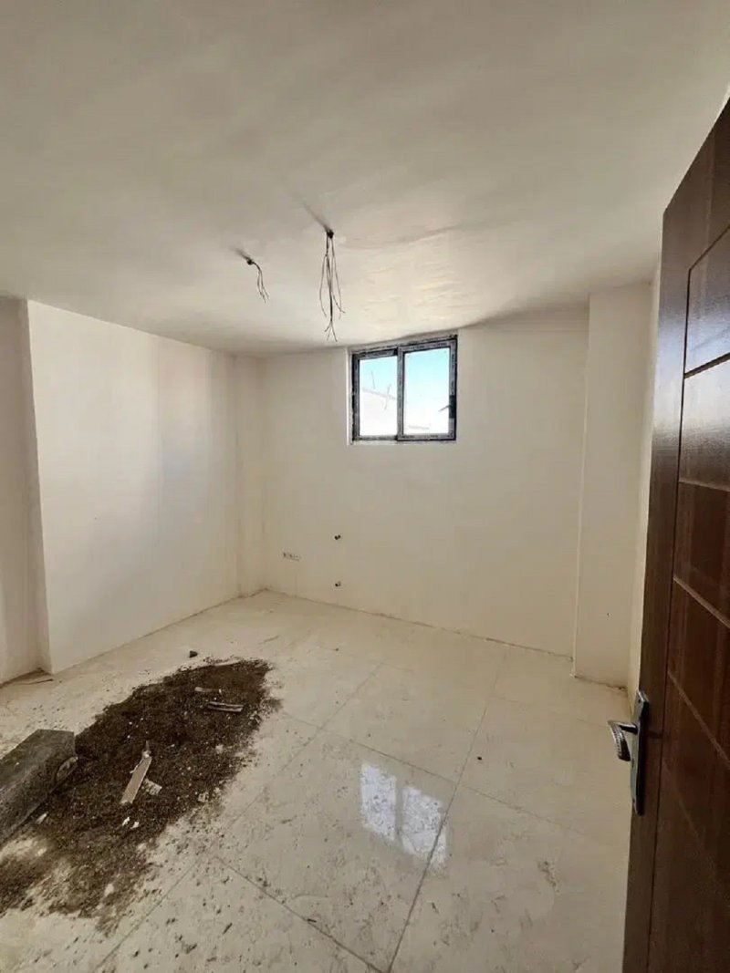 آپارتمان 98 متری دو خوابه در اردیبهشت بهارستان13352417426