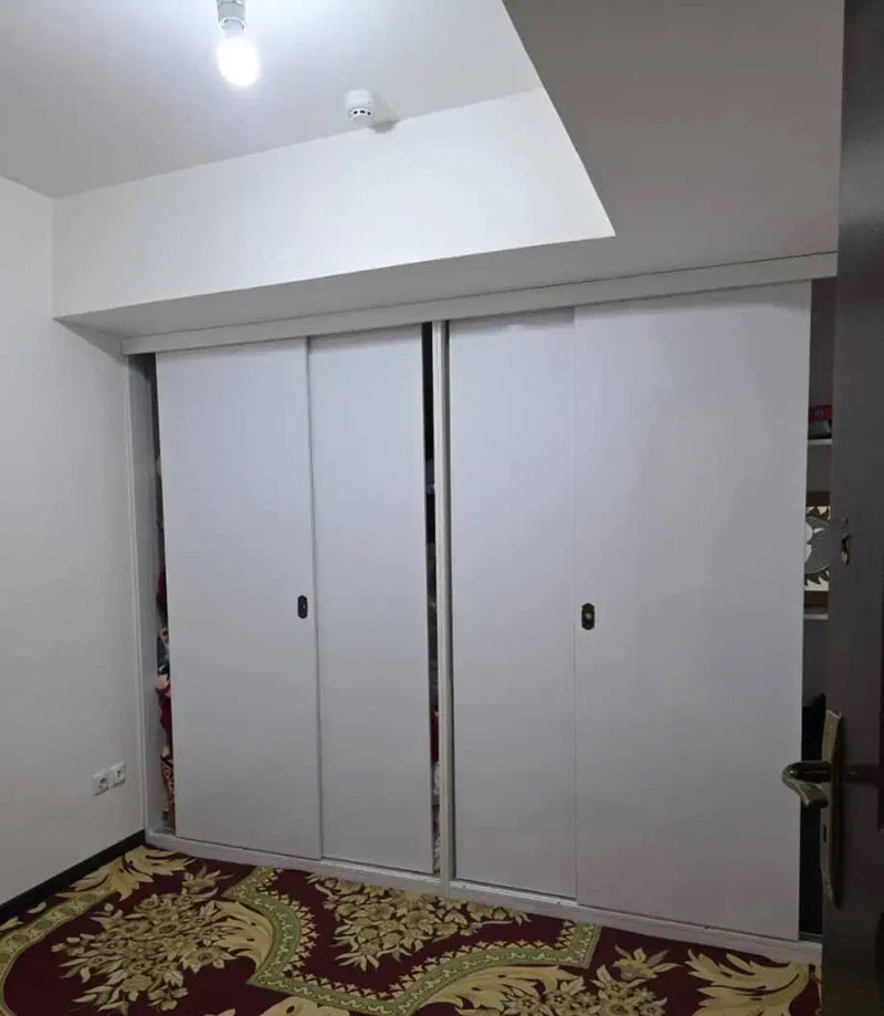 آپارتمان 80 متری دو خوابه در ولیعصر بهارستان13350817390