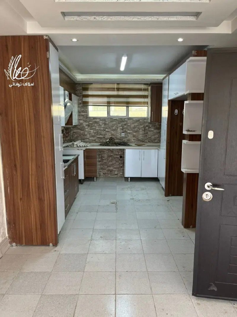 آپارتمان 95 متری دو خوابه در بهشت بهارستان13353817465