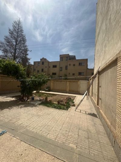 خانه 140 متری دو خوابه در فاز ۱ بهارستان