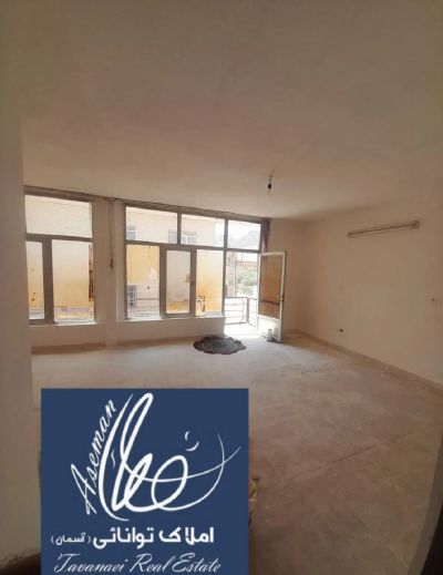 خانه 90 متری یک خوابه در فاز ۱ بهارستان