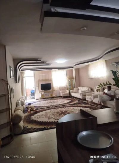 آپارتمان 120 متری دو خوابه در اردیبهشت بهارستان