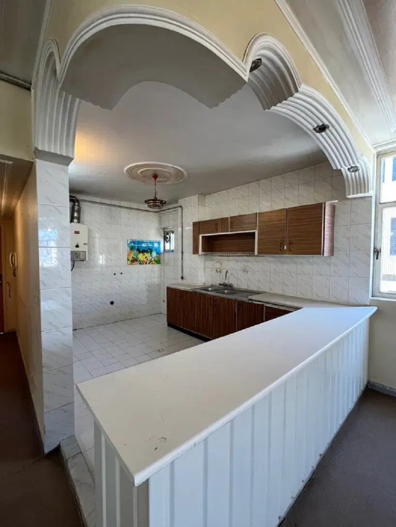 آپارتمان 125 متری دو خوابه در فاز ۱ بهارستان13357217538