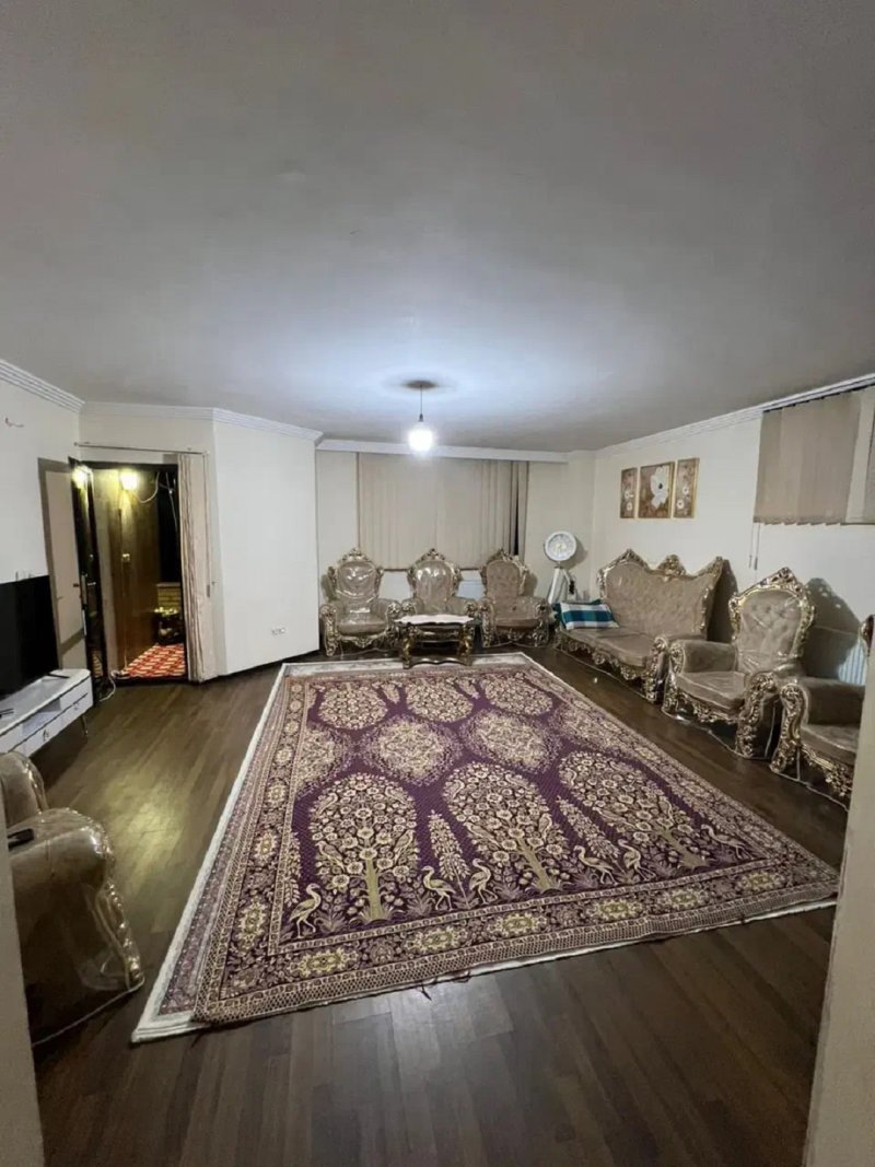 آپارتمان 104 متری دو خوابه در اردیبهشت بهارستان13352917434