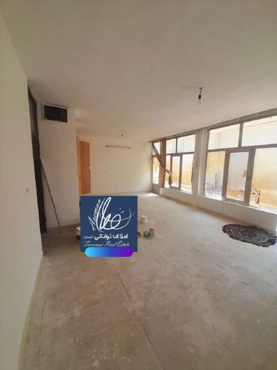 خانه 90 متری یک خوابه در فاز ۱ بهارستان