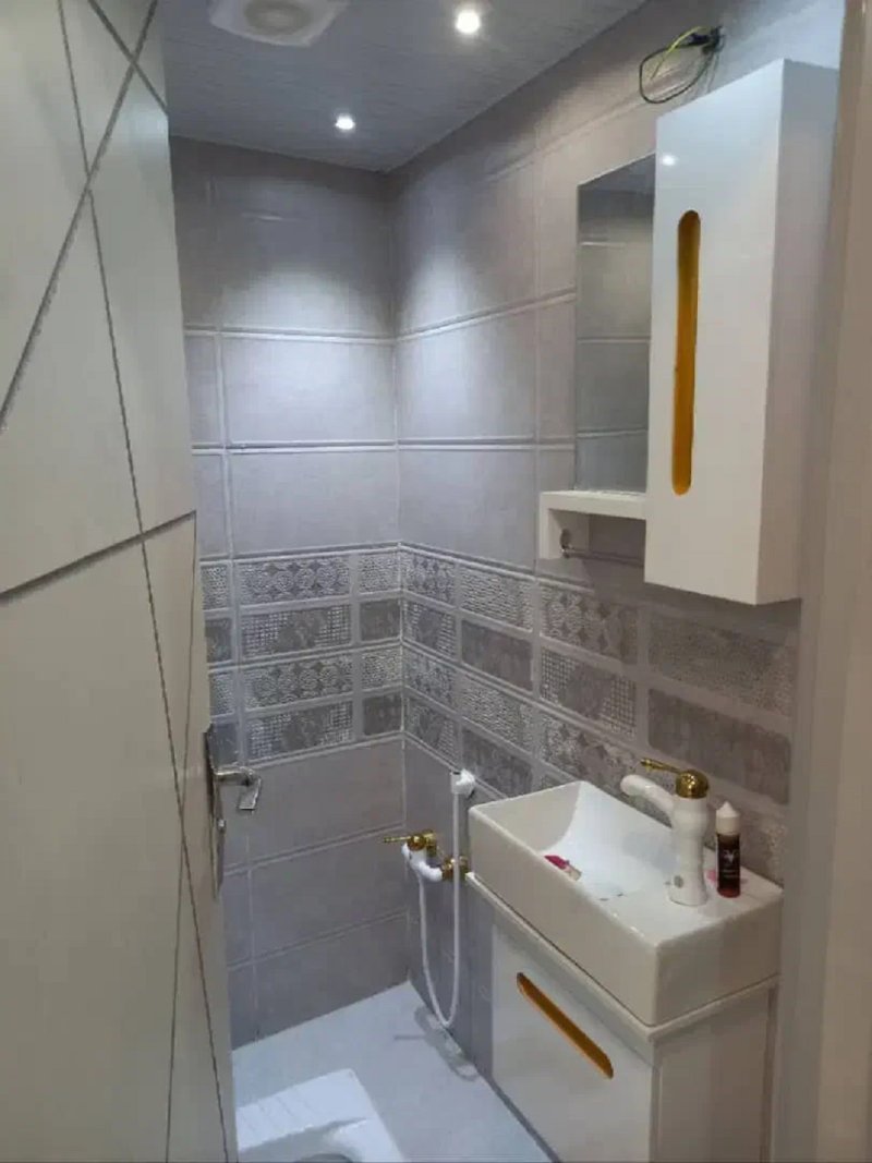 آپارتمان 127 متری دو خوابه در آزادی بهارستان13355517508