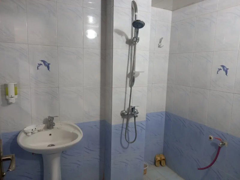 آپارتمان 82 متری دو خوابه در فاز ۱ بهارستان13355017488