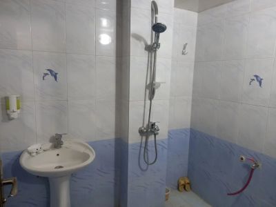 آپارتمان 82 متری دو خوابه در فاز ۱ بهارستان