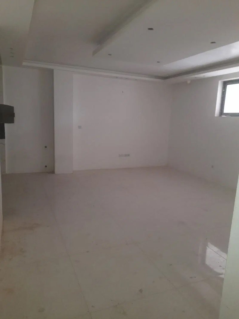 آپارتمان 68 متری دو خوابه در اردیبهشت بهارستان13350917394