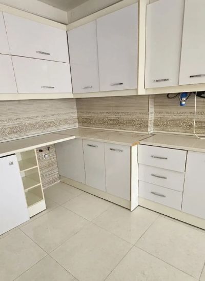 آپارتمان 125 متری دو خوابه در فرمانداری نهاوند