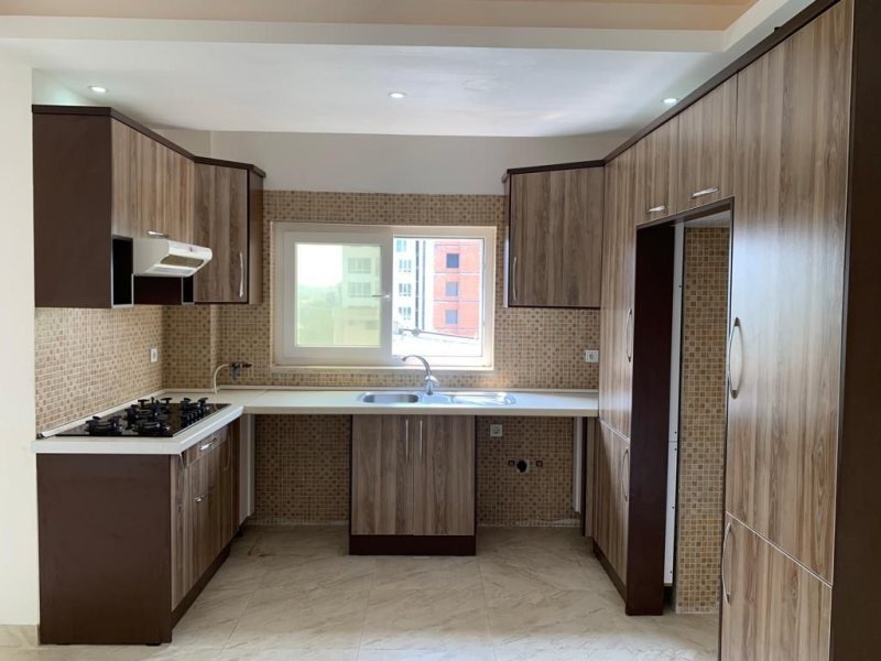 آپارتمان 90 متری دو خوابه در خیابان شریعتی بابلسر13361717675