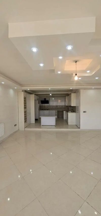 آپارتمان 125 متری دو خوابه در فرمانداری نهاوند