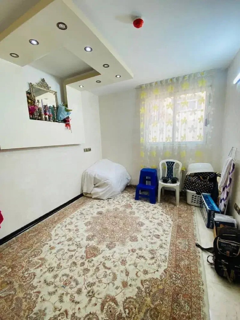 آپارتمان 88 متری دو خوابه در بهارستان13365517795