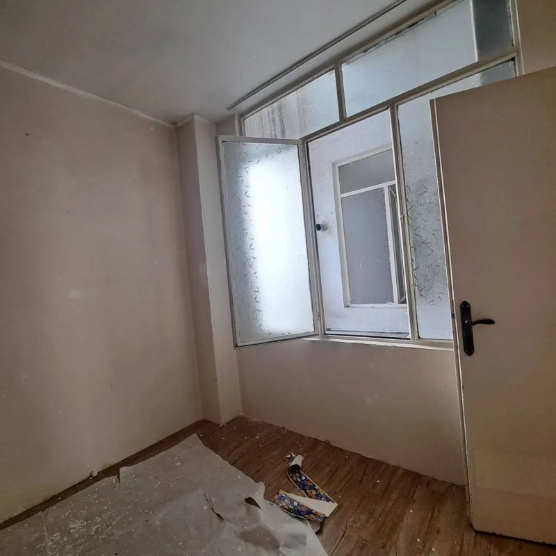 آپارتمان 85 متری دو خوابه در حشمتیه تهران13371817911