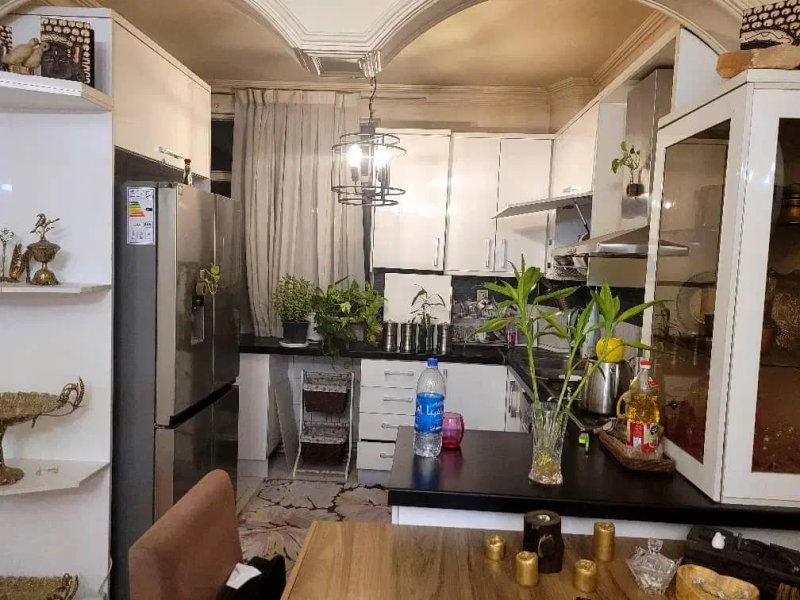 آپارتمان 60 متری یک خوابه در حشمتیه تهران13371517897